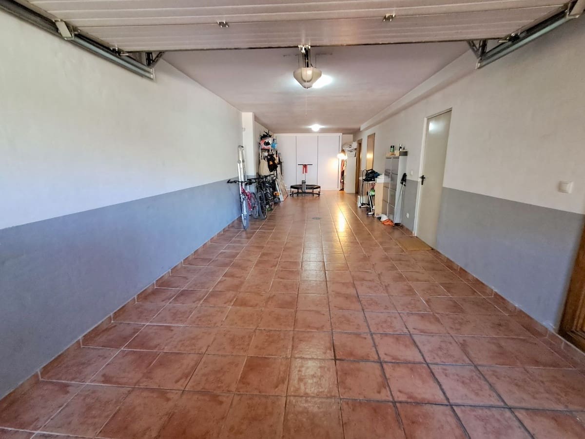 3 Zimmer Haus zu verkaufen in Marbella mit Pool Garage - 785.000 € (Ref: 10079033)