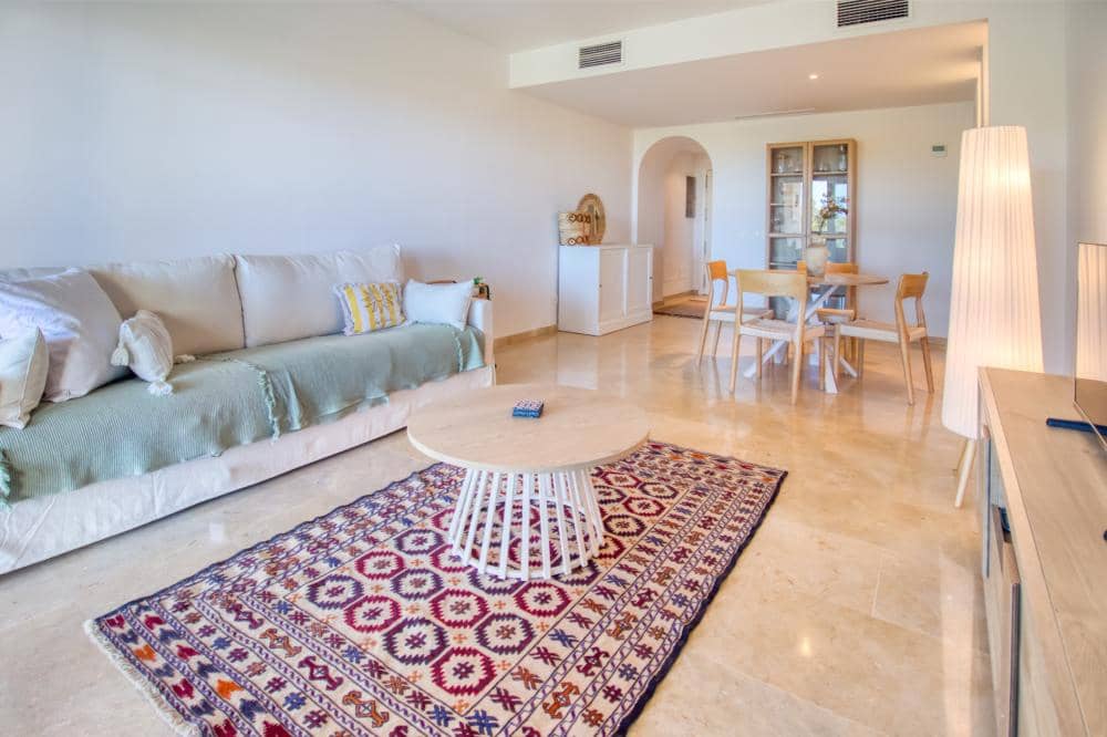 Apartamento de 2 habitaciones en La Duquesa / Puerto de la Duquesa en venta con piscina garaje - 320.000 € (Ref: 10144919)