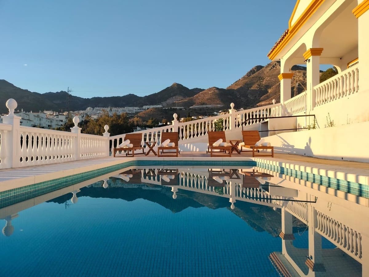 7 slaapkamer Villa te koop in Benalmadena met zwembad garage - € 2.000.000 (Ref: 10172312)