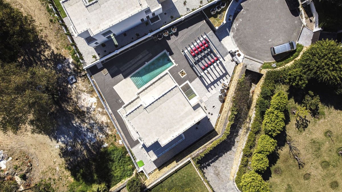 6 soveværelse Villa til salg i New Golden Mile - € 2.100.000 (Ref: 7941458)