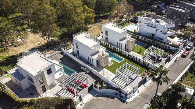 6 sypialnia Willa na sprzedaż w Nueva Atalaya, Estepona - 2 100 000 € (Ref: 7941458)