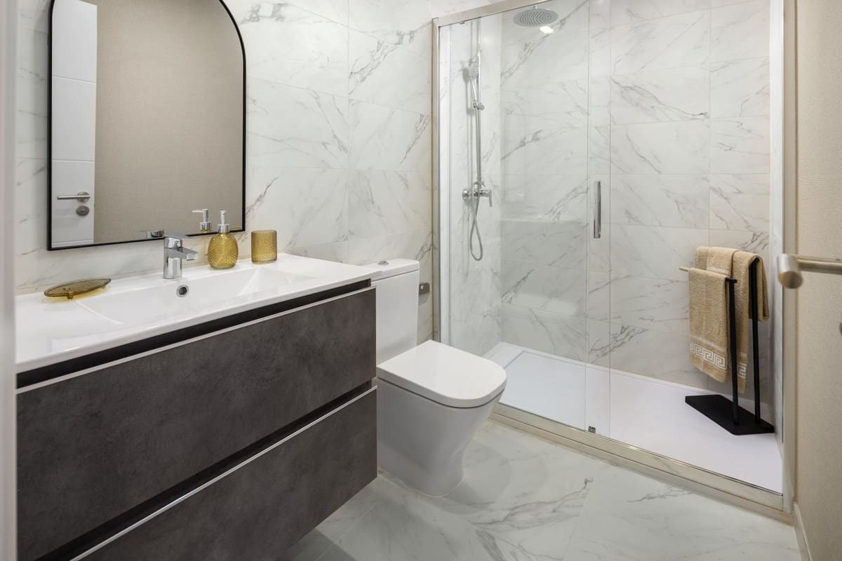 2 soveværelse Lejlighed til salg i Estepona med garage - € 549.000 (Ref: 7941555)