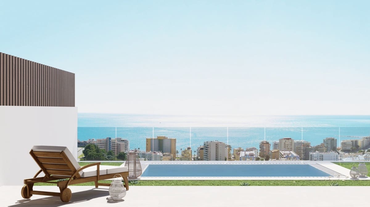 3 soveværelse Byhus til salg i Fuengirola med garage - € 1.460.000 (Ref: 7941563)