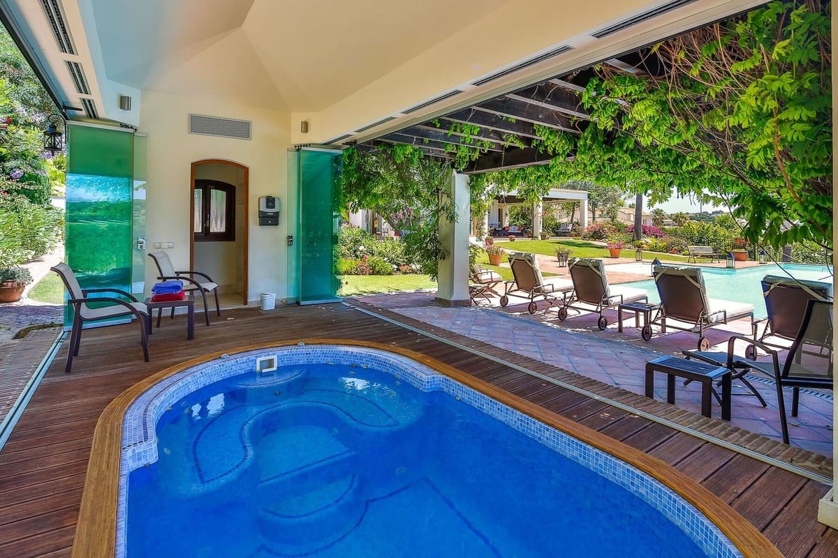 Chalet de 7 habitaciones en Sotogrande en venta con garaje - 5.200.000 € (Ref: 7944204)