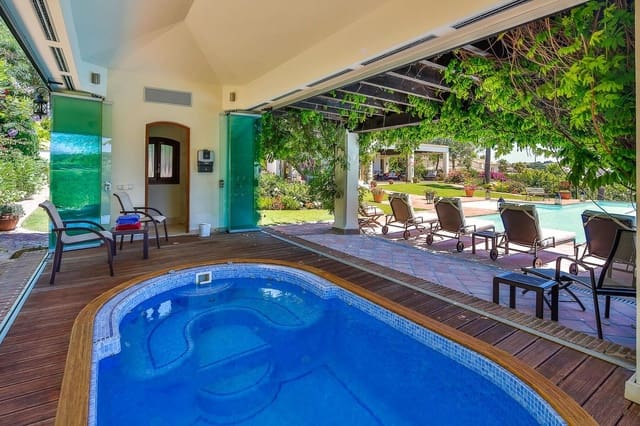 Chalet de 7 habitaciones en Sotogrande Alto, San Roque en venta con garaje - 5.200.000 € (Ref: 7944204)