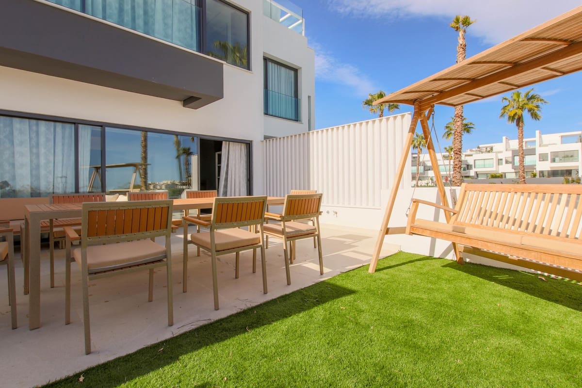 3 bedroom Townhouse for sale in Estepona - € 2,500,000 (Ref: 7959825)