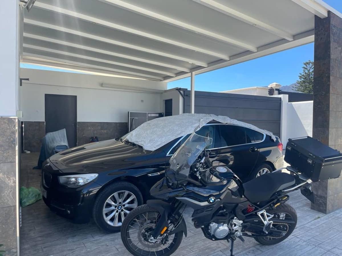 3 bedroom Villa for sale in Estepona with garage - € 1,150,000 (Ref: 7959865)