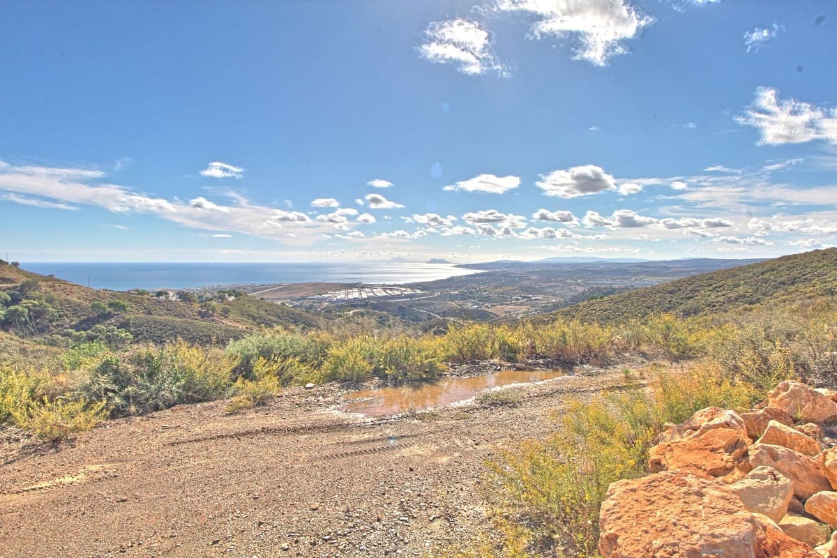 5 quarto Moradia para venda em Estepona com garagem - 3 400 000 € (Ref: 7960047)