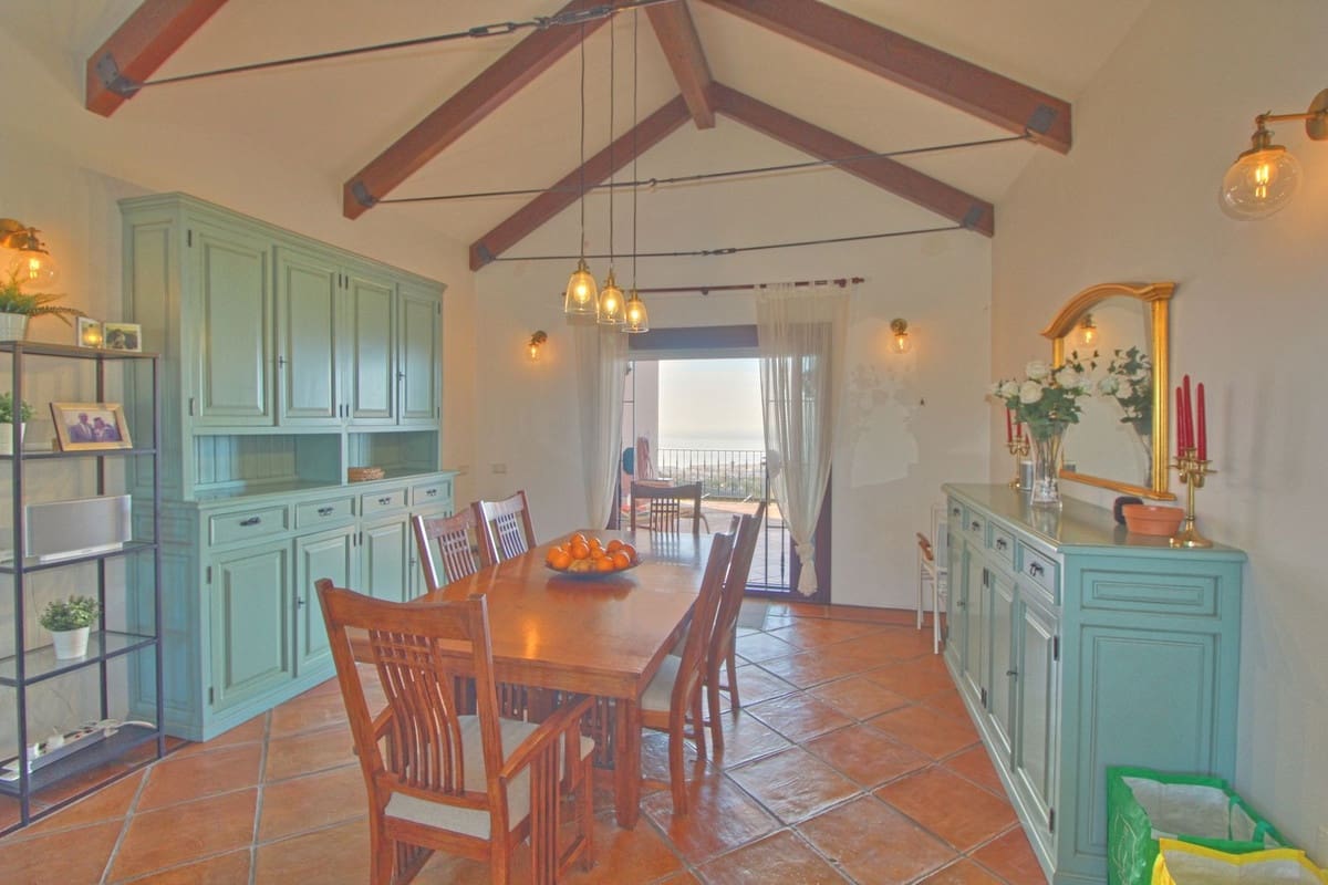 5 soveværelse Villa til salg i Casares med garage - € 3.400.000 (Ref: 7960047)