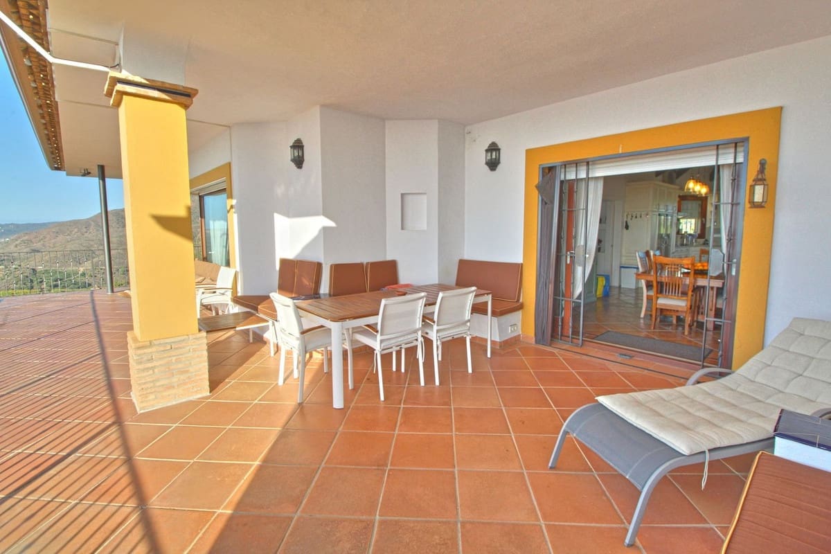 5 soveværelse Villa til salg i Casares med garage - € 3.400.000 (Ref: 7960047)