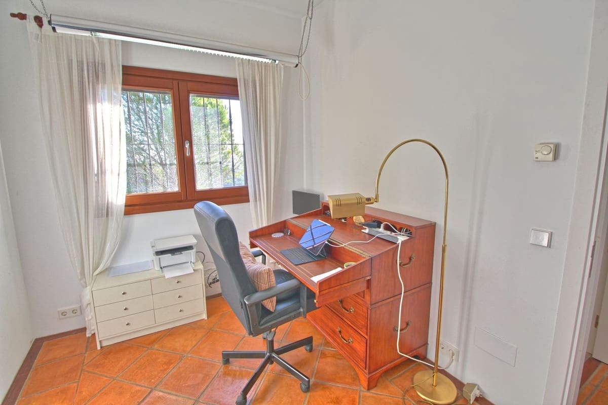 5 soveværelse Villa til salg i Casares med garage - € 3.400.000 (Ref: 7960047)