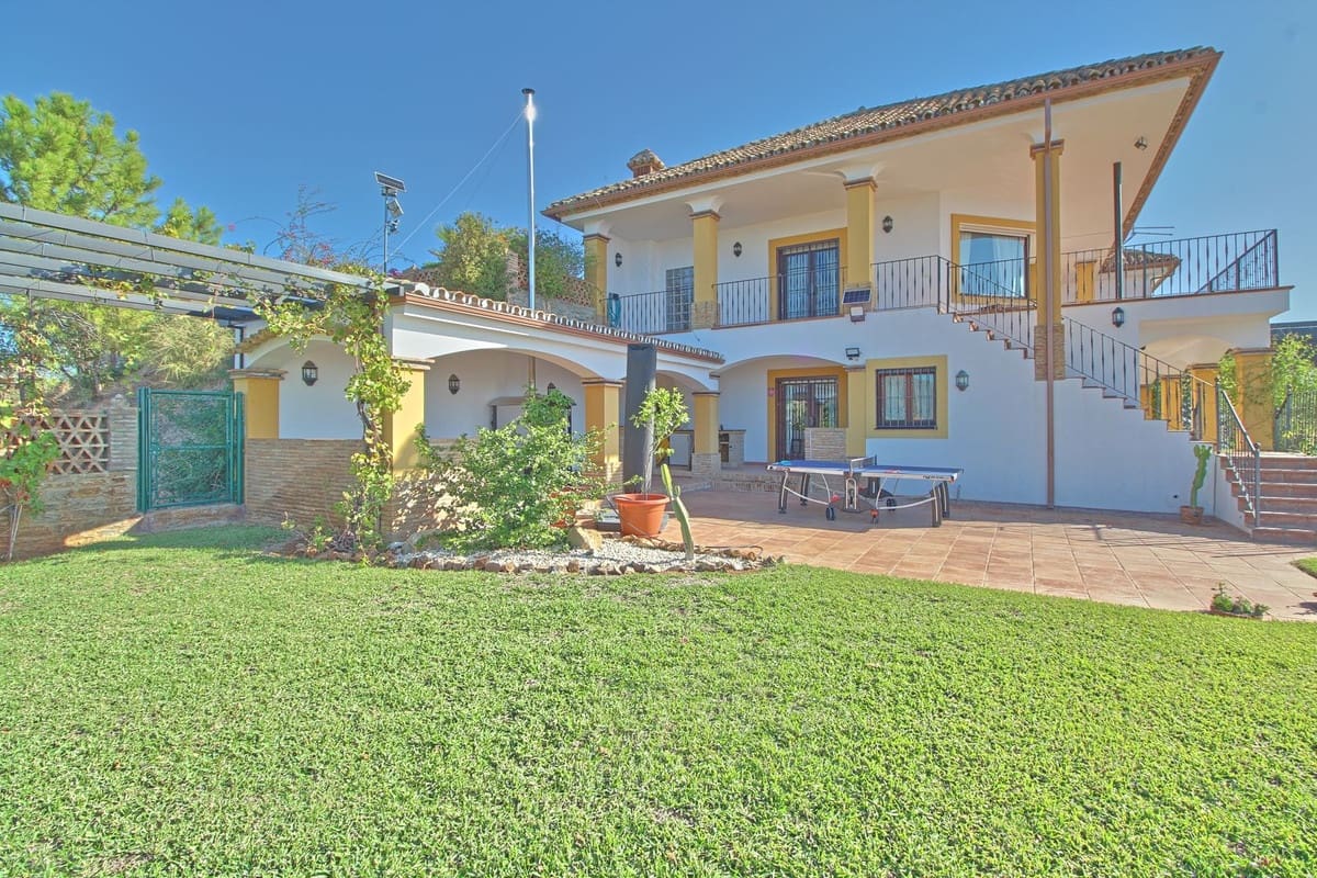 5 soveværelse Villa til salg i Casares med garage - € 3.400.000 (Ref: 7960047)