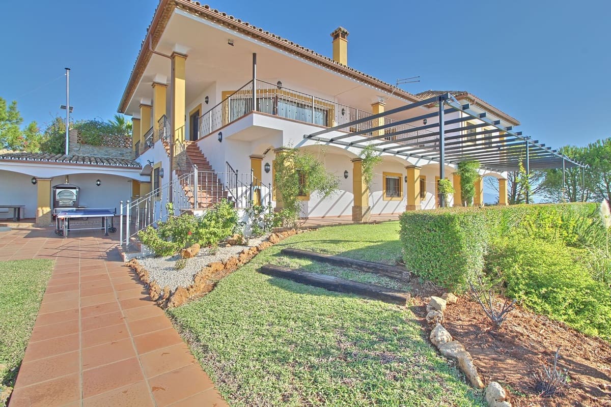 5 soveværelse Villa til salg i Casares med garage - € 3.400.000 (Ref: 7960047)