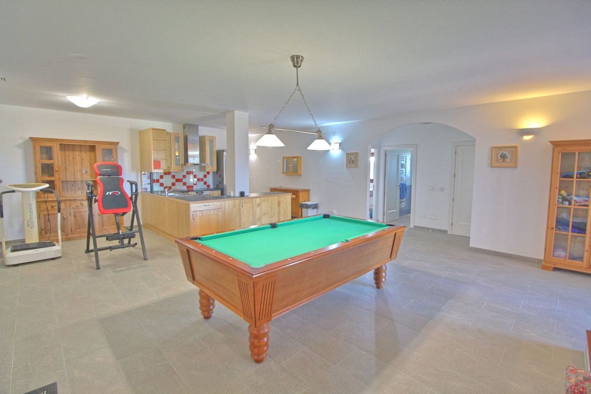 5 soveværelse Villa til salg i Casares med garage - € 3.400.000 (Ref: 7960047)