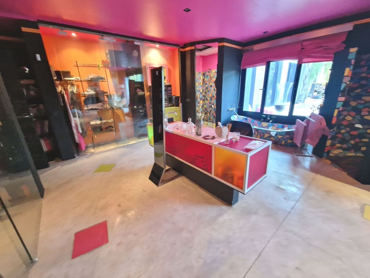 5 quarto Moradia para venda em New Golden Mile com garagem - 2 150 000 € (Ref: 7960076)