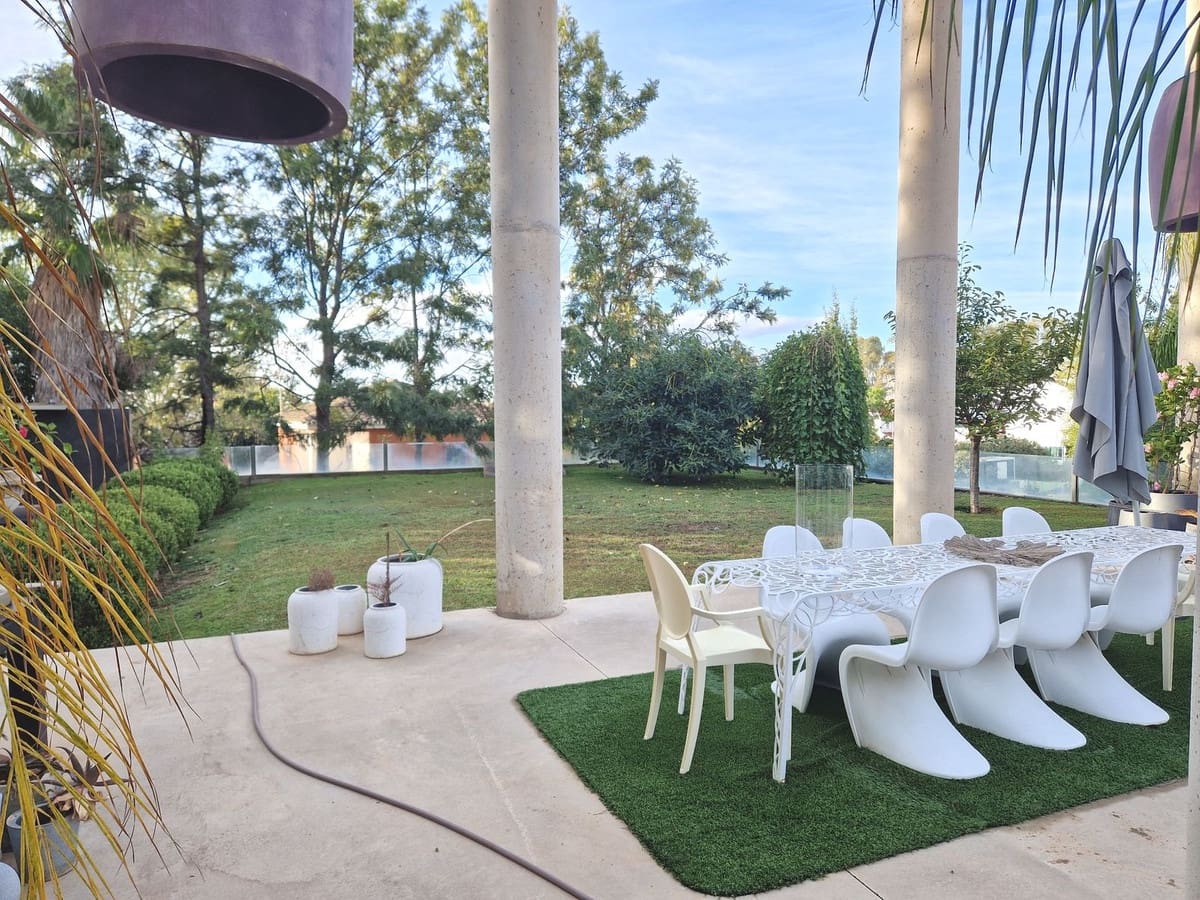 5 quarto Moradia para venda em New Golden Mile com garagem - 2 150 000 € (Ref: 7960076)