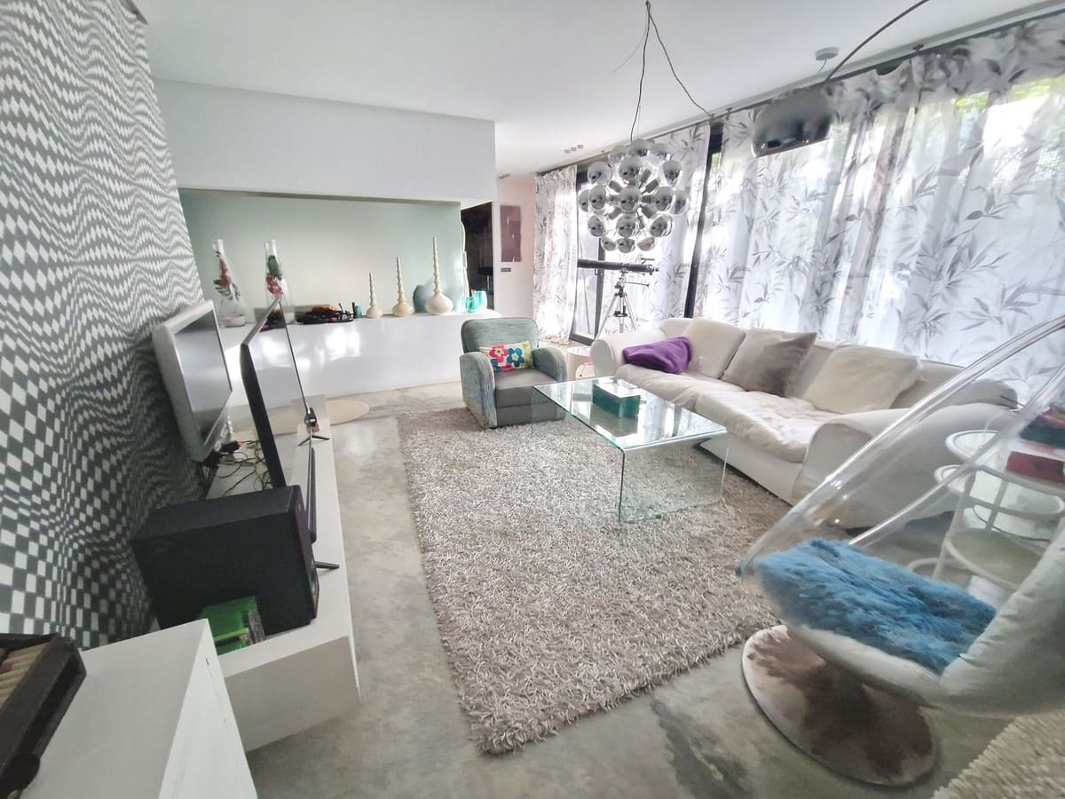 5 quarto Moradia para venda em New Golden Mile com garagem - 2 150 000 € (Ref: 7960076)