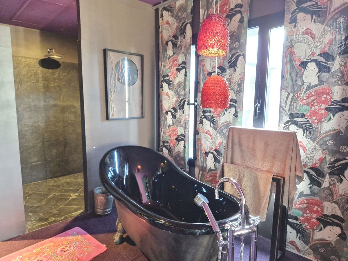 5 sypialnia Willa na sprzedaż w New Golden Mile z garażem - 2 150 000 € (Ref: 7960076)