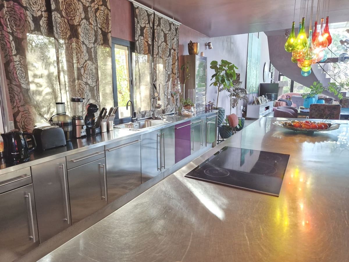 5 sypialnia Willa na sprzedaż w New Golden Mile z garażem - 2 150 000 € (Ref: 7960076)