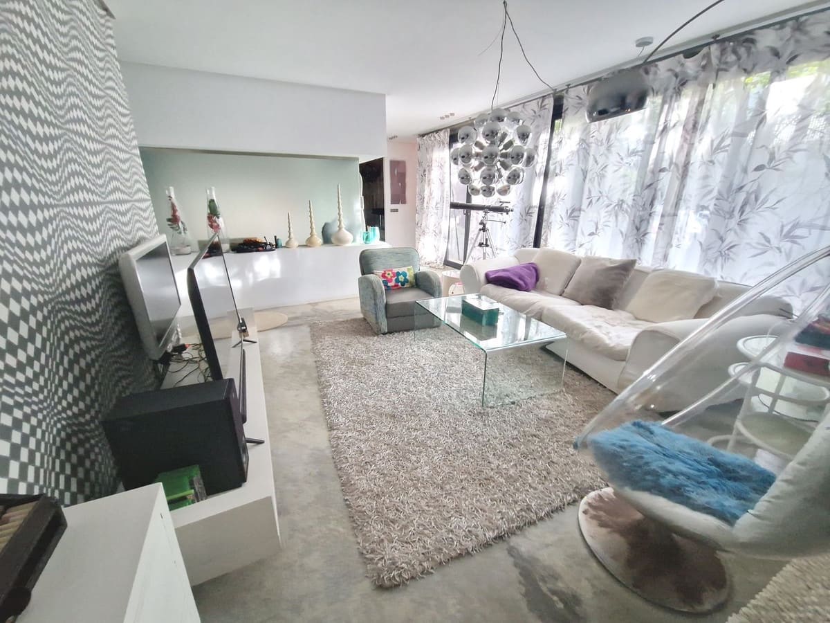 5 sypialnia Willa na sprzedaż w New Golden Mile z garażem - 2 150 000 € (Ref: 7960076)