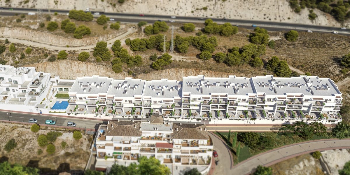 2 bedroom Apartment for sale in Benalmadena with garage - € 418,000 (Ref: 7967698)