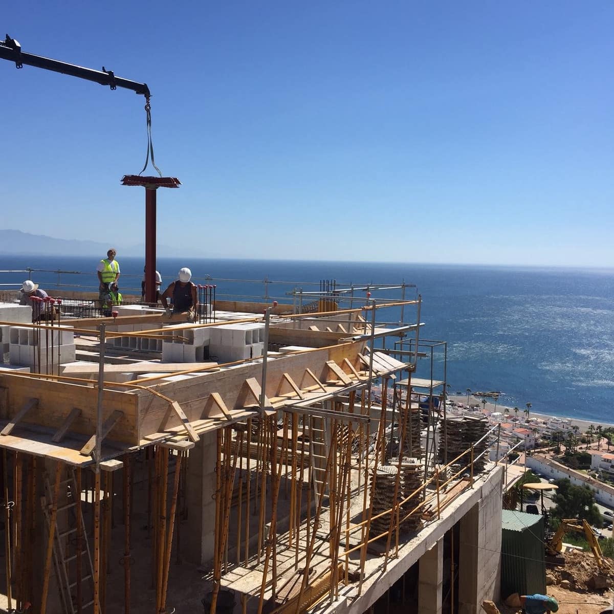 5 bedroom Villa for sale in Manilva - € 2,850,000 (Ref: 8046454)