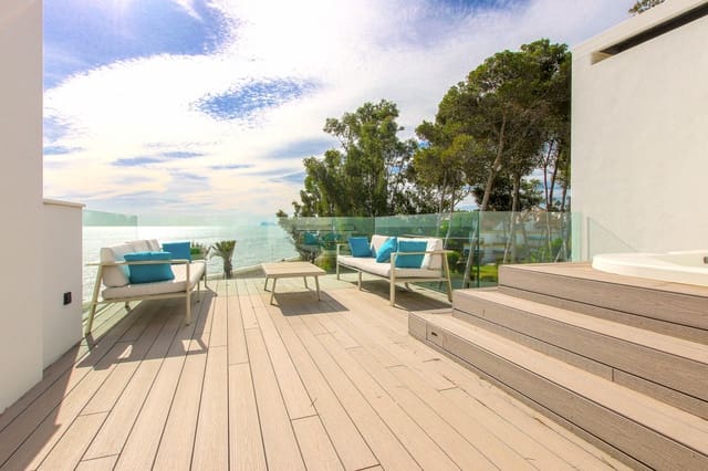 3 bedroom Townhouse for sale in Estepona - € 2,350,000 (Ref: 8062480)