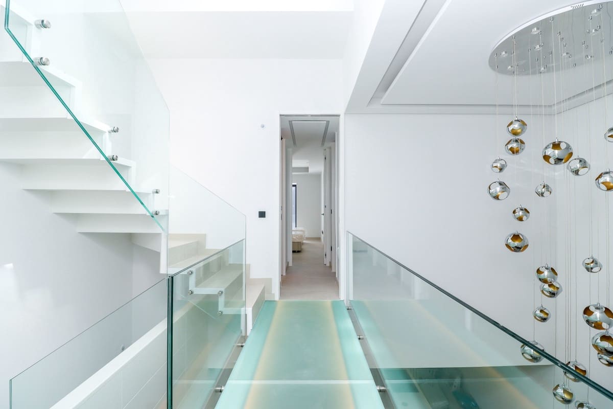 3 bedroom Townhouse for sale in Estepona - € 2,350,000 (Ref: 8062480)