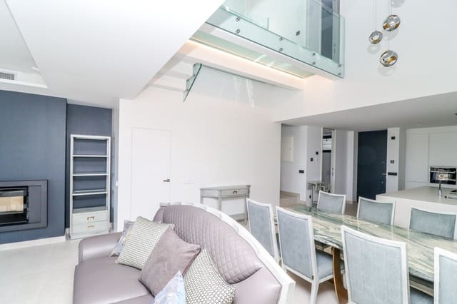 3 bedroom Townhouse for sale in Estepona - € 2,350,000 (Ref: 8062480)