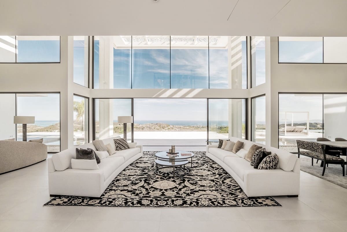 7 bedroom Villa for sale in Benahavis - € 11,995,000 (Ref: 8089829)