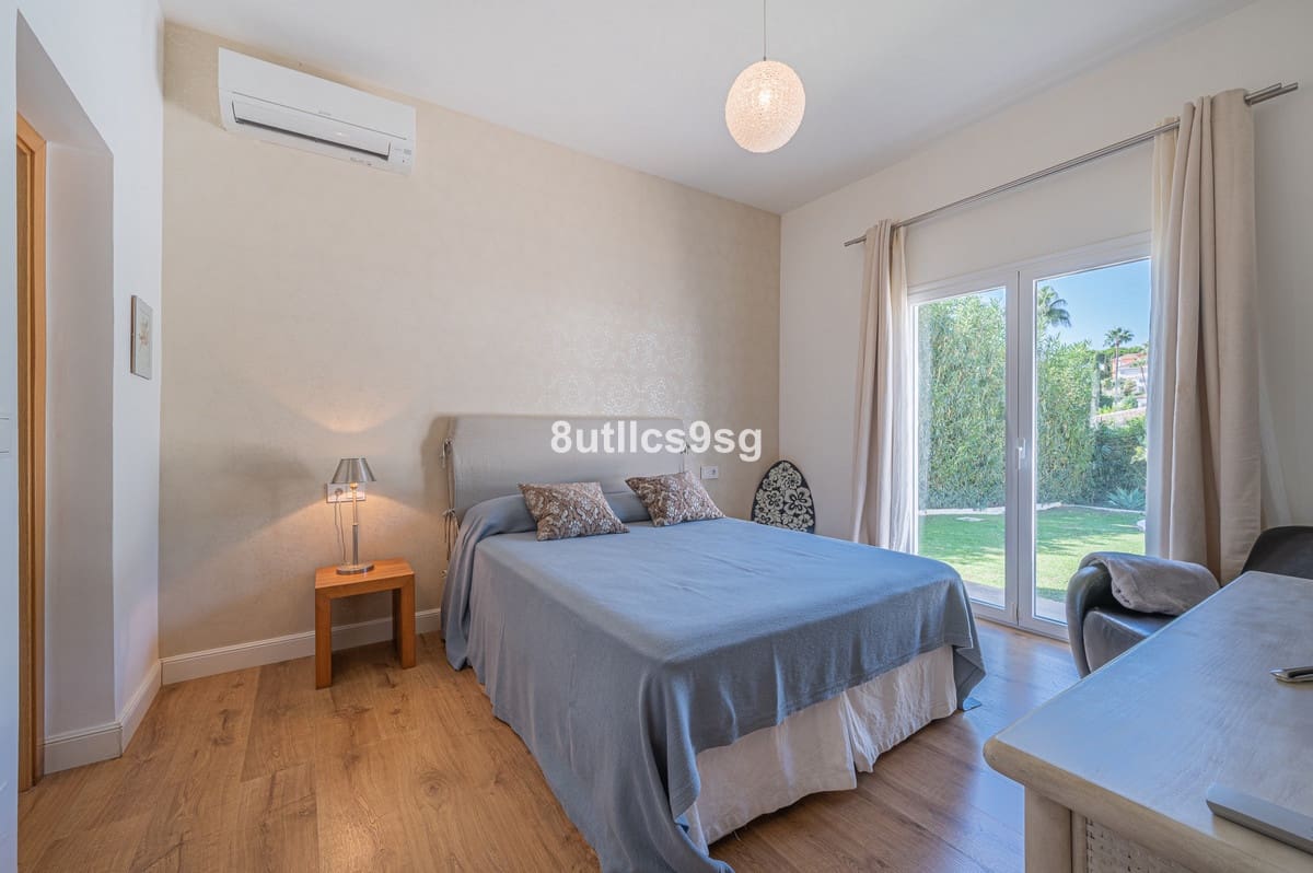 5 soveværelse Villa til salg i Nueva Andalucia - € 2.490.000 (Ref: 8115846)