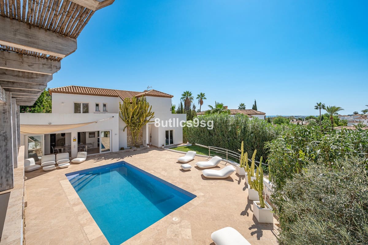 5 soveværelse Villa til salg i Nueva Andalucia - € 2.490.000 (Ref: 8115846)