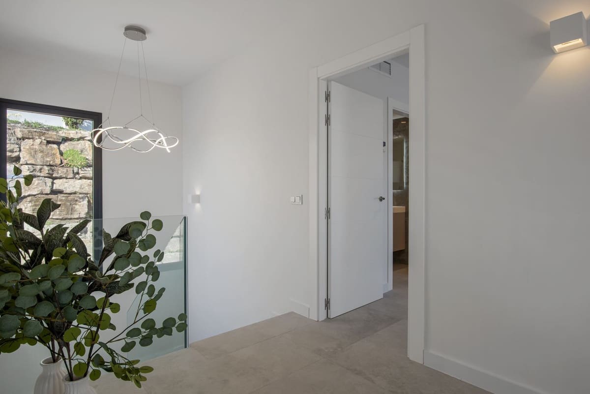 5 soverom Villa til salgs i Los Flamingos med garasje - € 3 495 000 (Ref: 8149519)