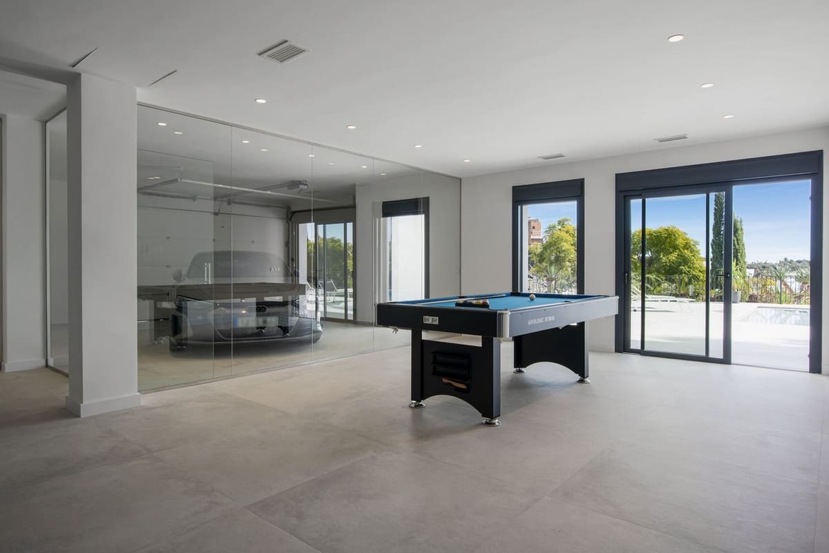 5 soverom Villa til salgs i Los Flamingos med garasje - € 3 495 000 (Ref: 8149519)