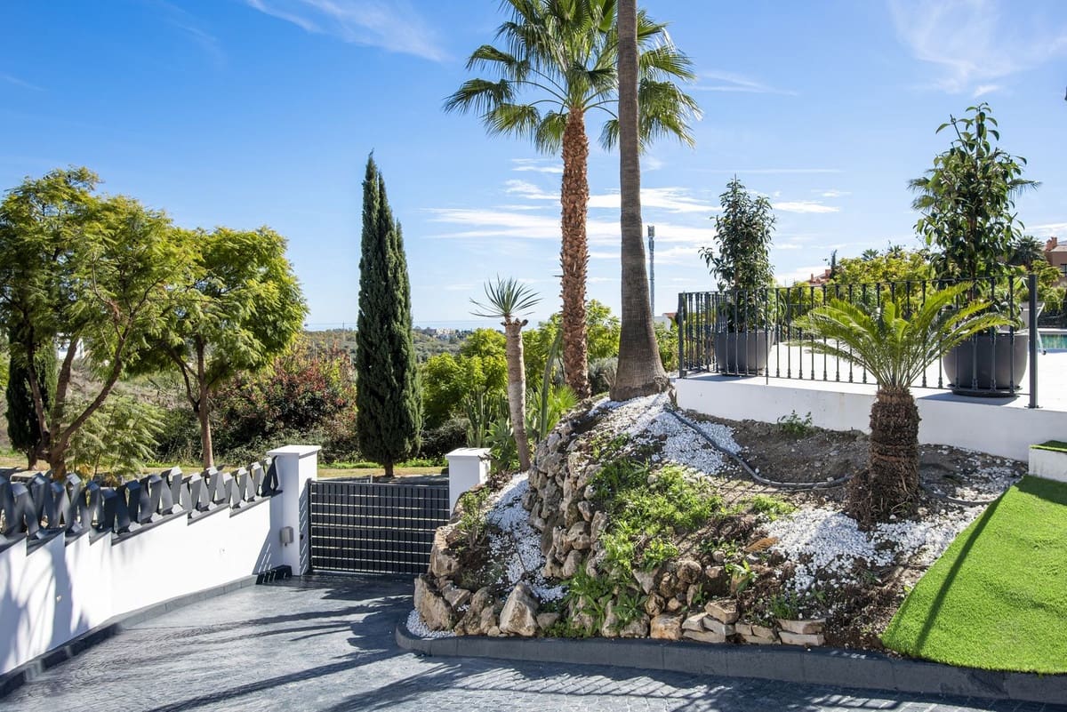 5 soverom Villa til salgs i Los Flamingos med garasje - € 3 495 000 (Ref: 8149519)