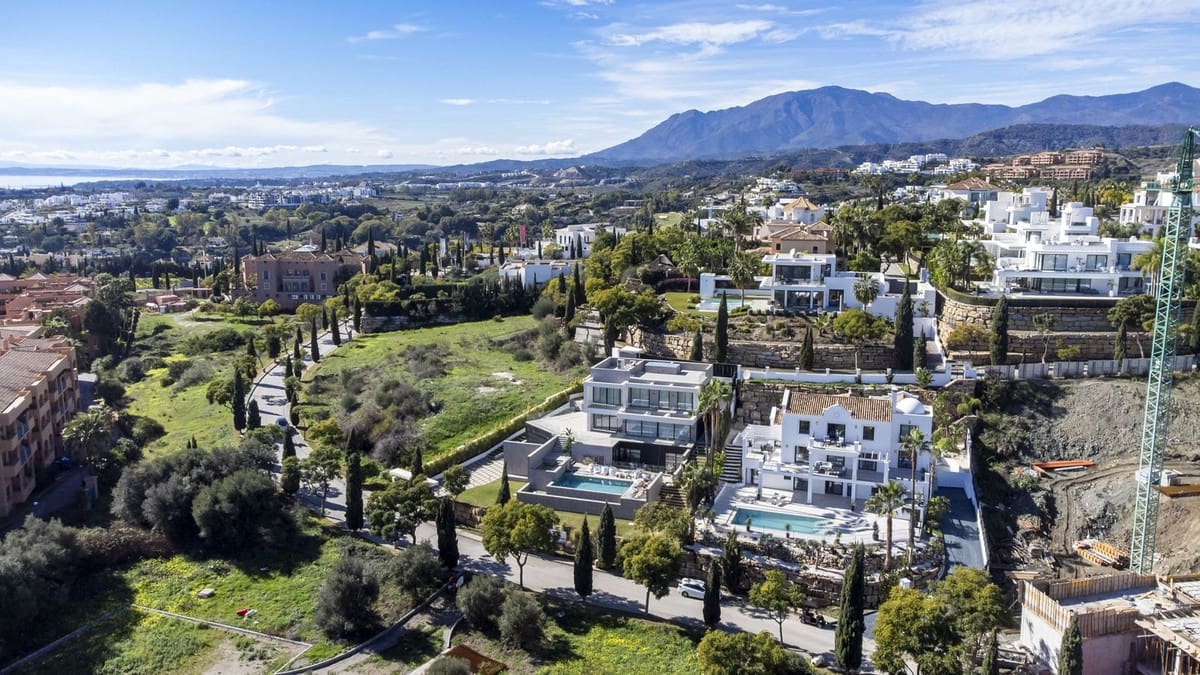 5 soverom Villa til salgs i Los Flamingos med garasje - € 3 495 000 (Ref: 8149519)