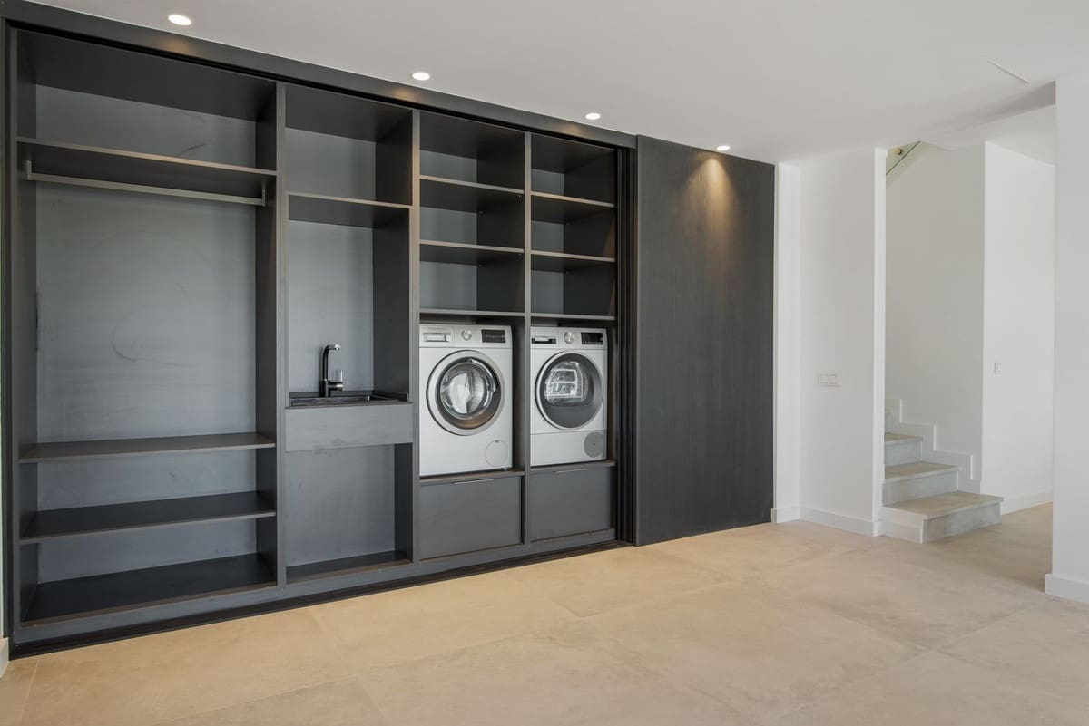 5 soverom Villa til salgs i Los Flamingos med garasje - € 3 495 000 (Ref: 8149519)