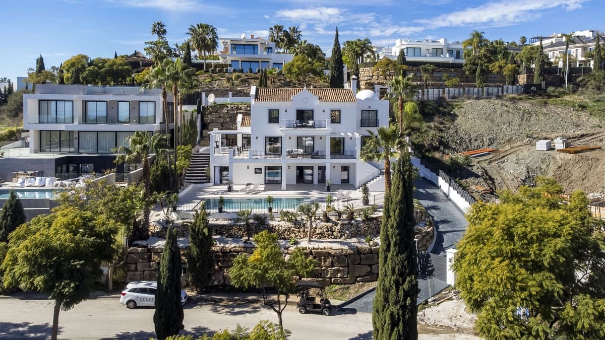 5 soverom Villa til salgs i Los Flamingos med garasje - € 3 495 000 (Ref: 8149519)