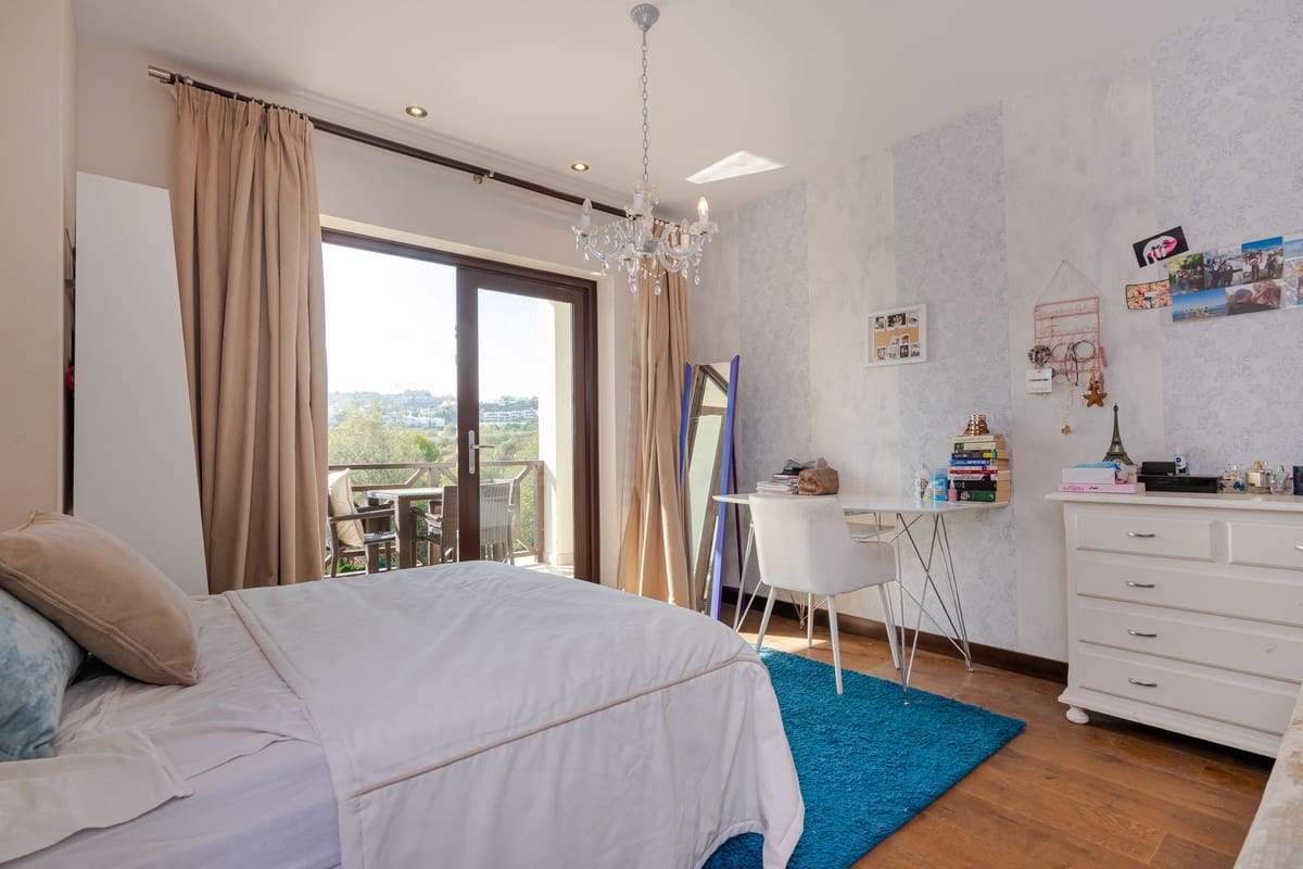 5 soveværelse Villa til salg i Nueva Andalucia med garage - € 2.700.000 (Ref: 8221306)