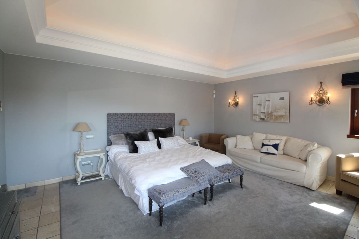 6 soveværelse Villa til salg i Sotogrande med garage - € 2.995.000 (Ref: 8221456)