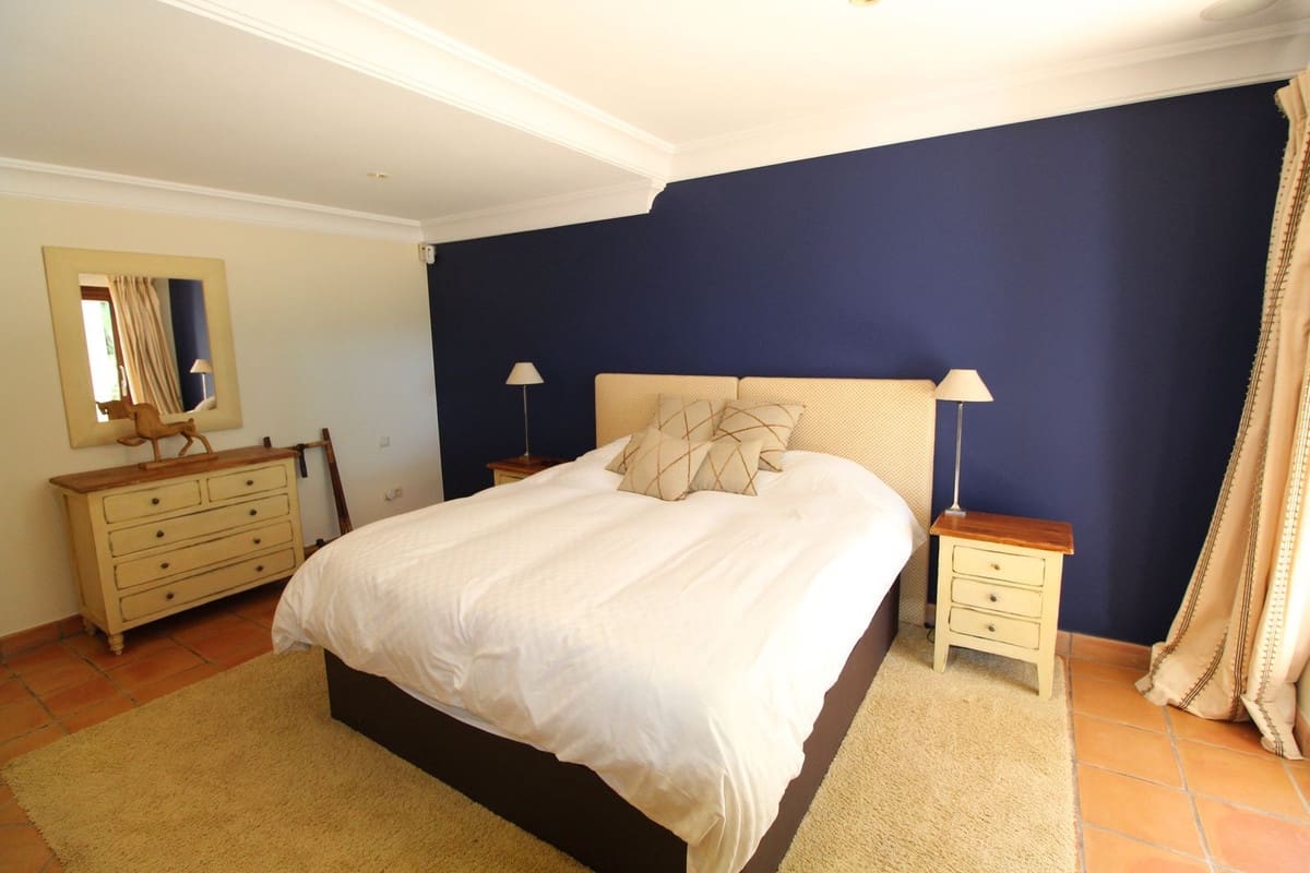 6 soveværelse Villa til salg i Sotogrande med garage - € 2.995.000 (Ref: 8221456)