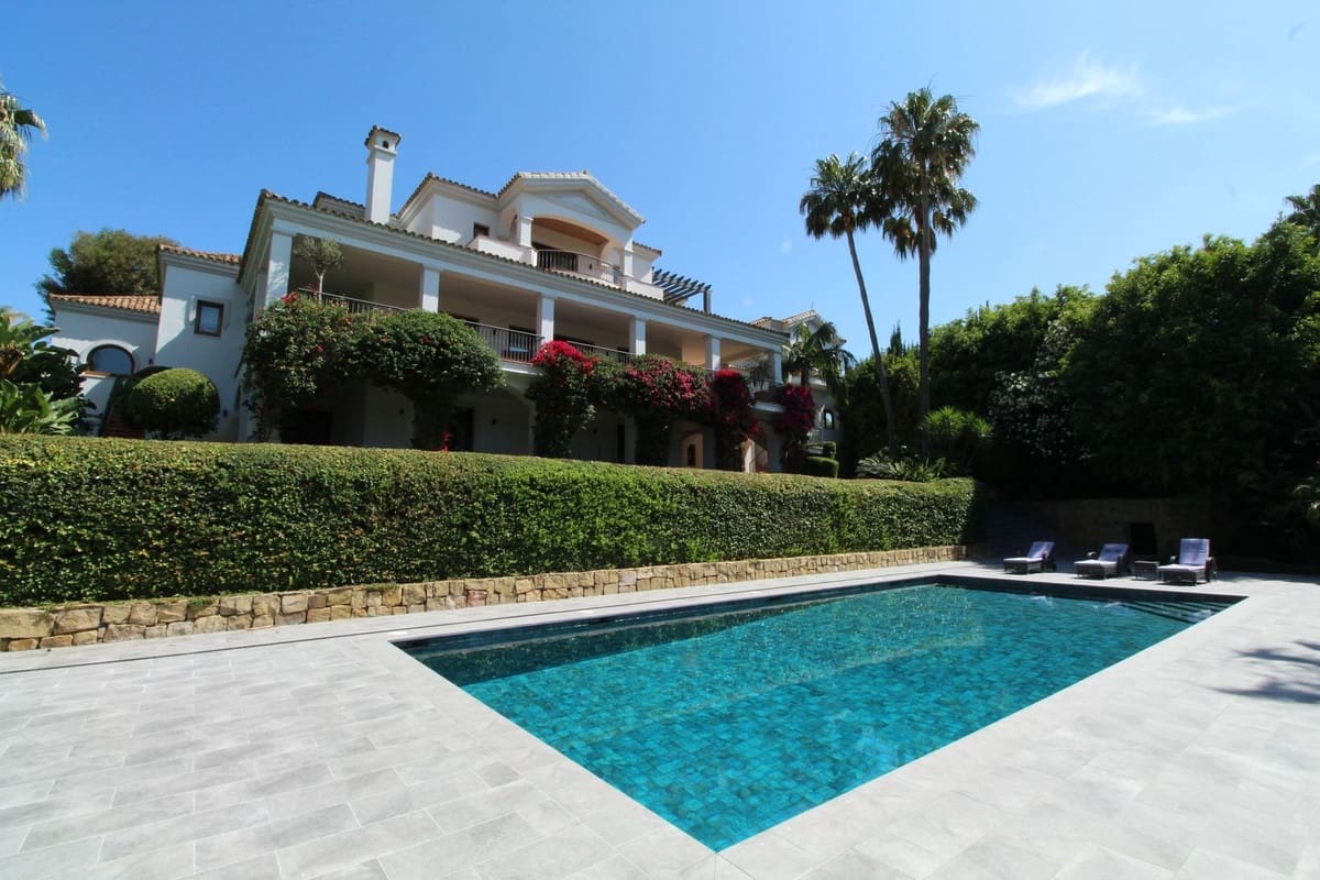 6 soveværelse Villa til salg i Sotogrande med garage - € 2.995.000 (Ref: 8221456)