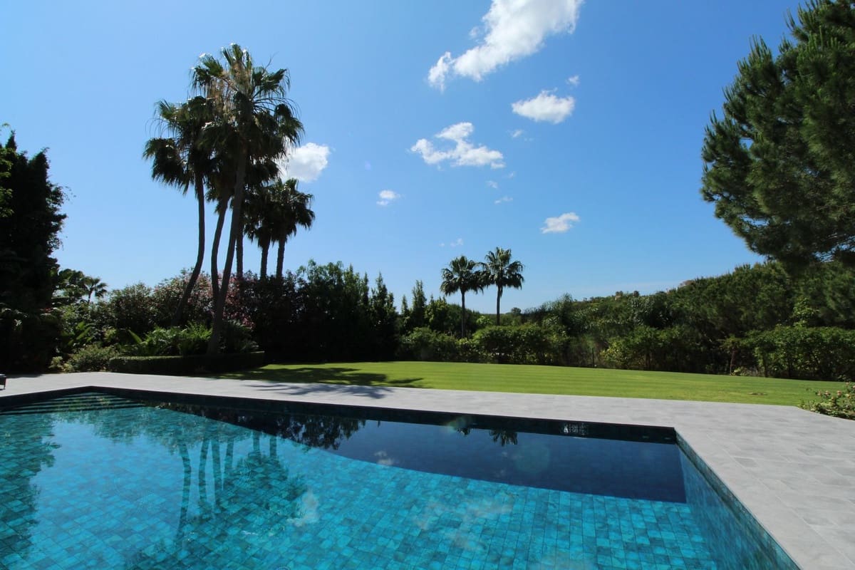 6 soveværelse Villa til salg i Sotogrande med garage - € 2.995.000 (Ref: 8221456)