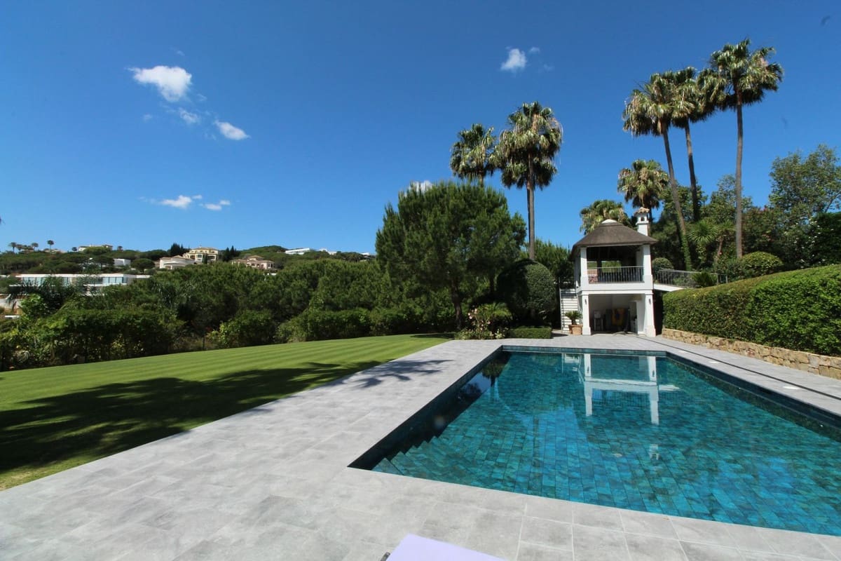 6 soveværelse Villa til salg i Sotogrande med garage - € 2.995.000 (Ref: 8221456)