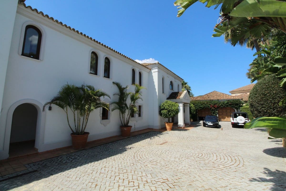 6 soveværelse Villa til salg i Sotogrande med garage - € 2.995.000 (Ref: 8221456)