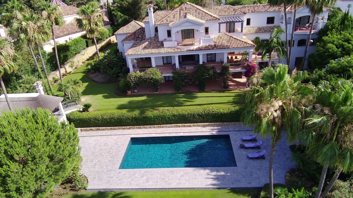 6 soveværelse Villa til salg i Sotogrande med garage - € 2.995.000 (Ref: 8221456)