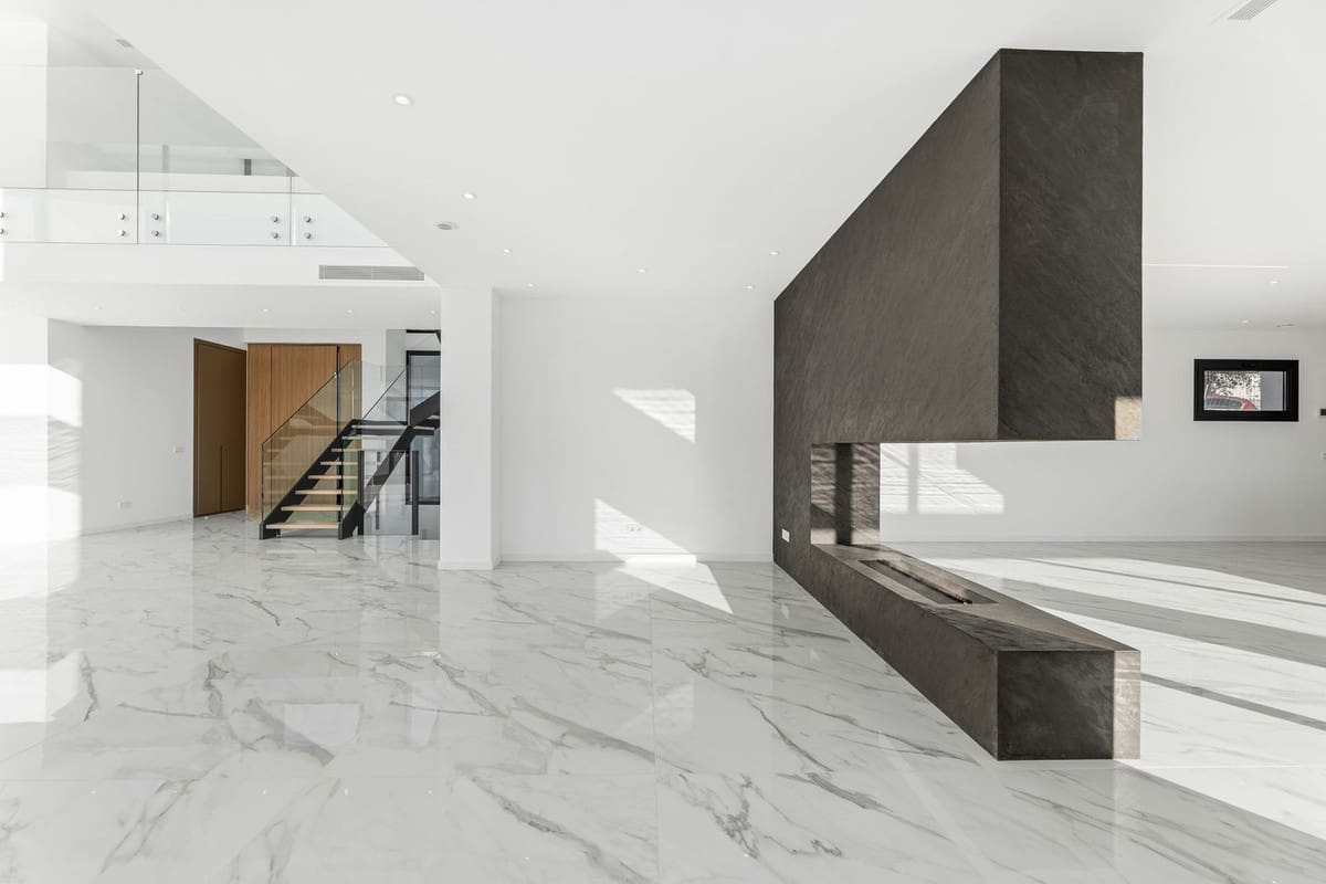 6 bedroom Villa for sale in Benahavis - € 4,000,000 (Ref: 8221487)