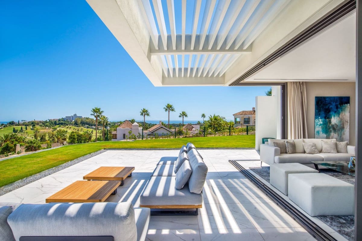 3 bedroom Apartment for sale in Benahavis - € 1,199,000 (Ref: 8314702)