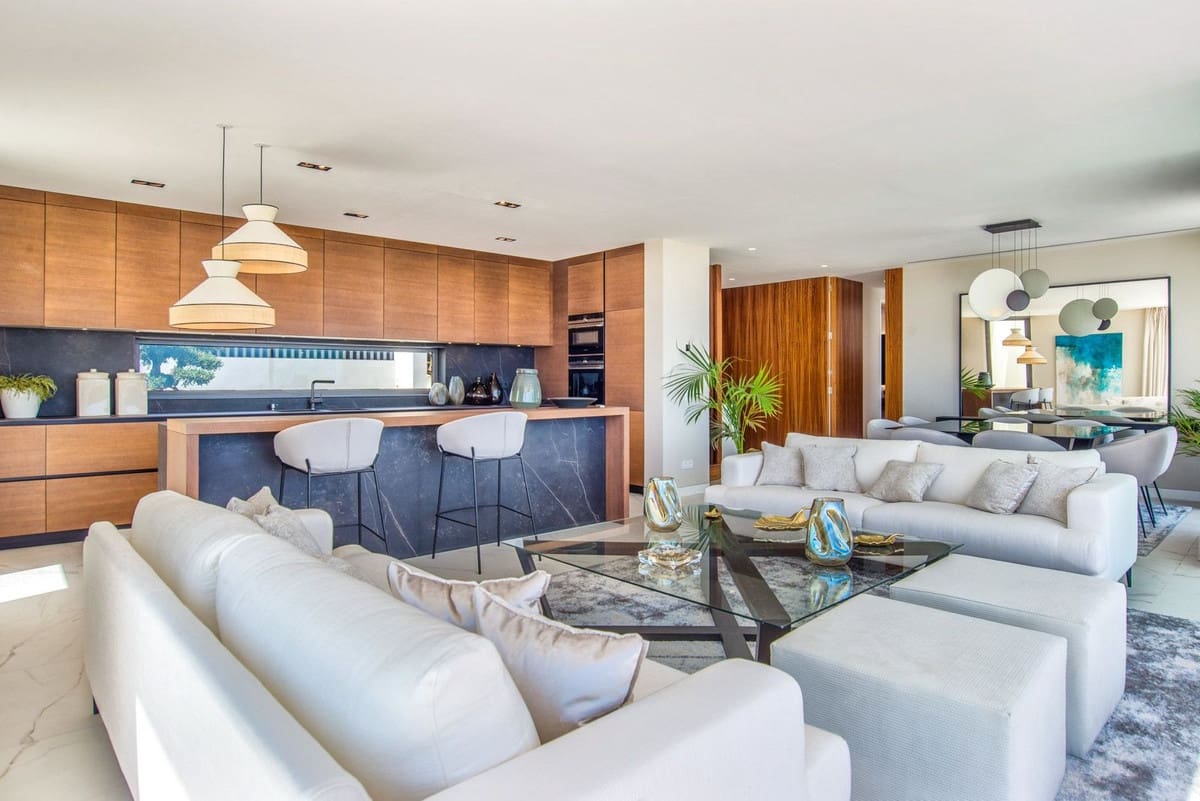 3 bedroom Apartment for sale in Benahavis - € 1,199,000 (Ref: 8314702)