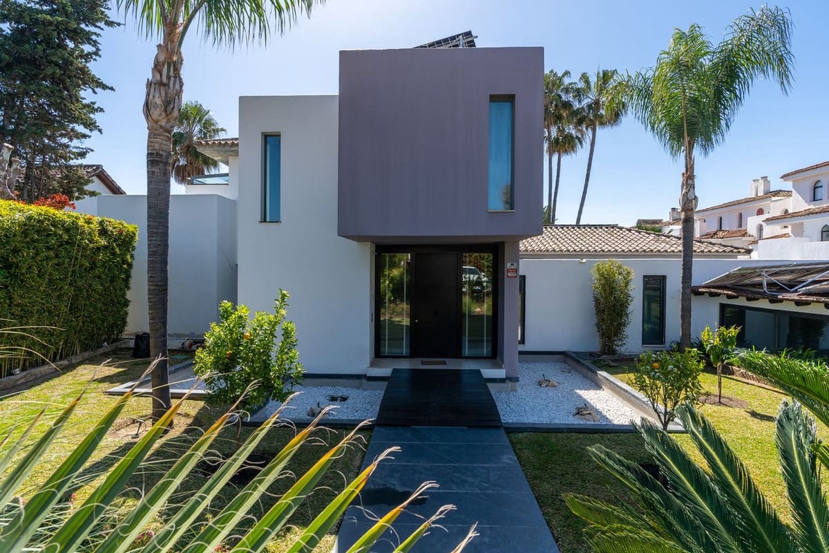 5 soverom Villa til salgs i Costalita - € 3 500 000 (Ref: 8314724)